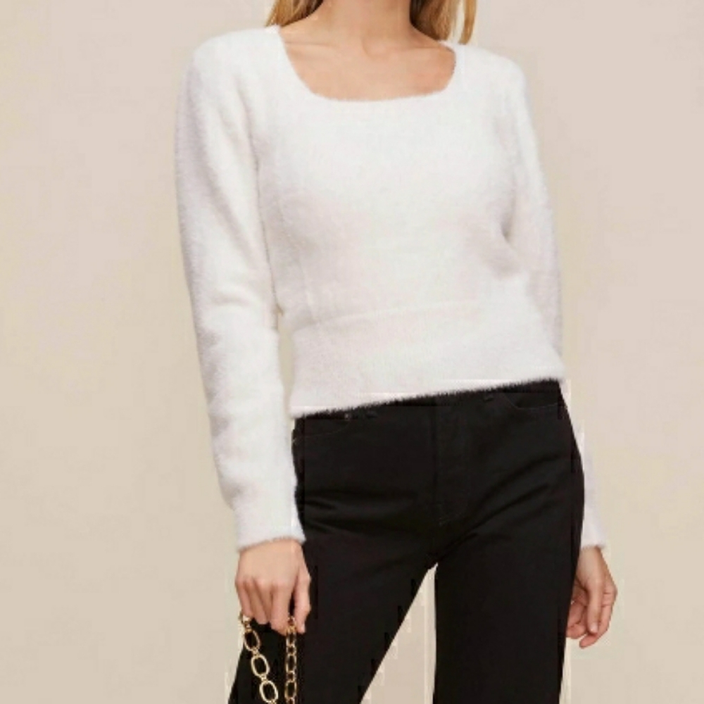 NWT!! ASTR The Label Fuzzy Sweater